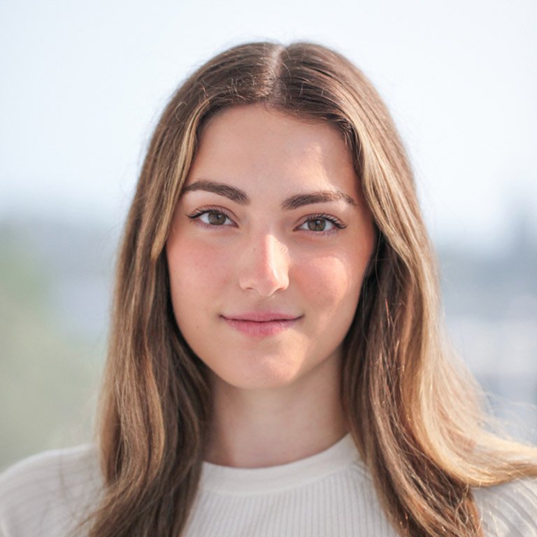 armada mortgage team member avery hone