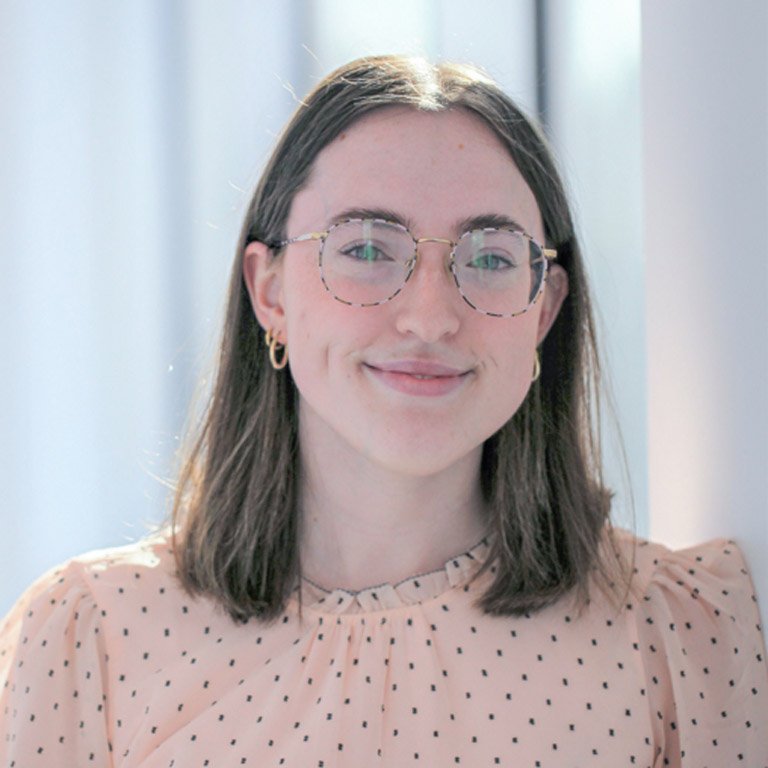 armada mortgage team member elysha blair